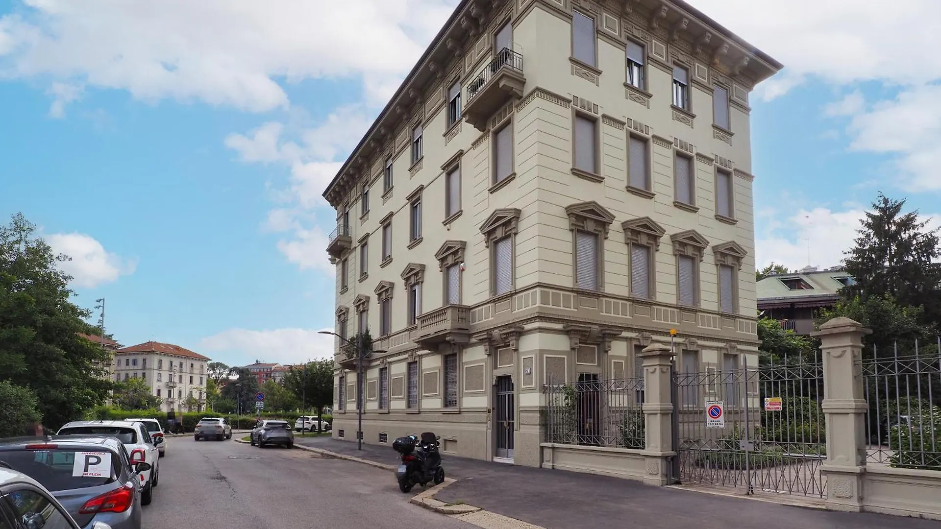 Primopiano - Giulio Cesare Apartment Milan